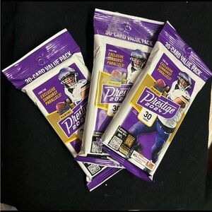 3 NFL Prestige 2024 packs